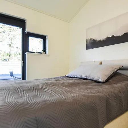 Ferienhaus Five-Bedroom Holiday Home In Ebeltoft