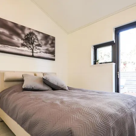 Five-Bedroom Holiday Home In Ebeltoft Ebeltoft