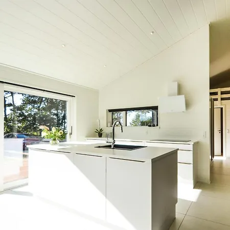 Five-Bedroom Holiday Home In Ebeltoft