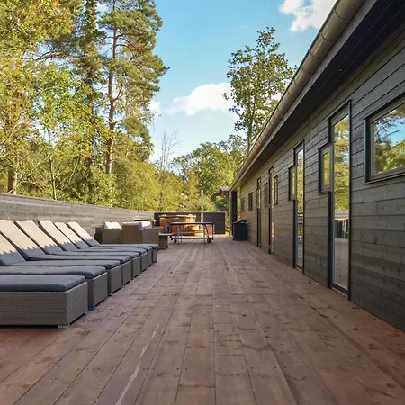 Ferienhaus Five-Bedroom Holiday Home In Ebeltoft *