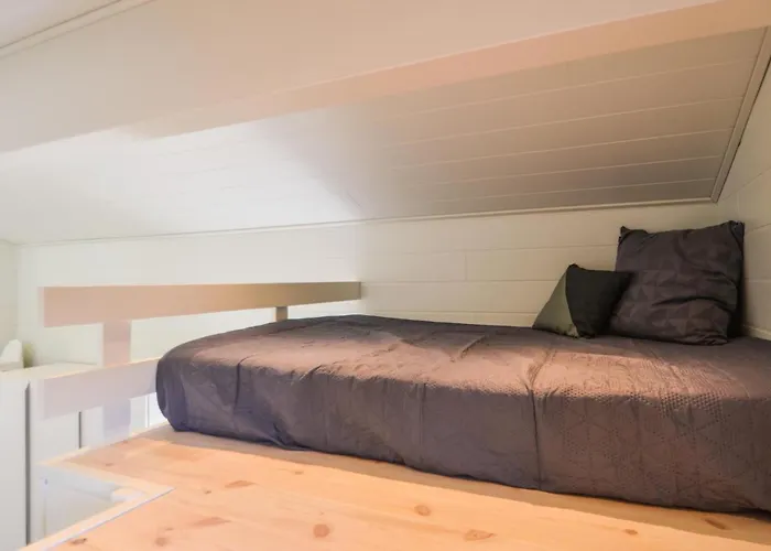 Сasa de vacaciones Five-bedroom In